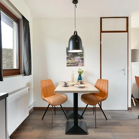 Detached Bungalow, 8 Km Of The Drielandenpunt Holiday home